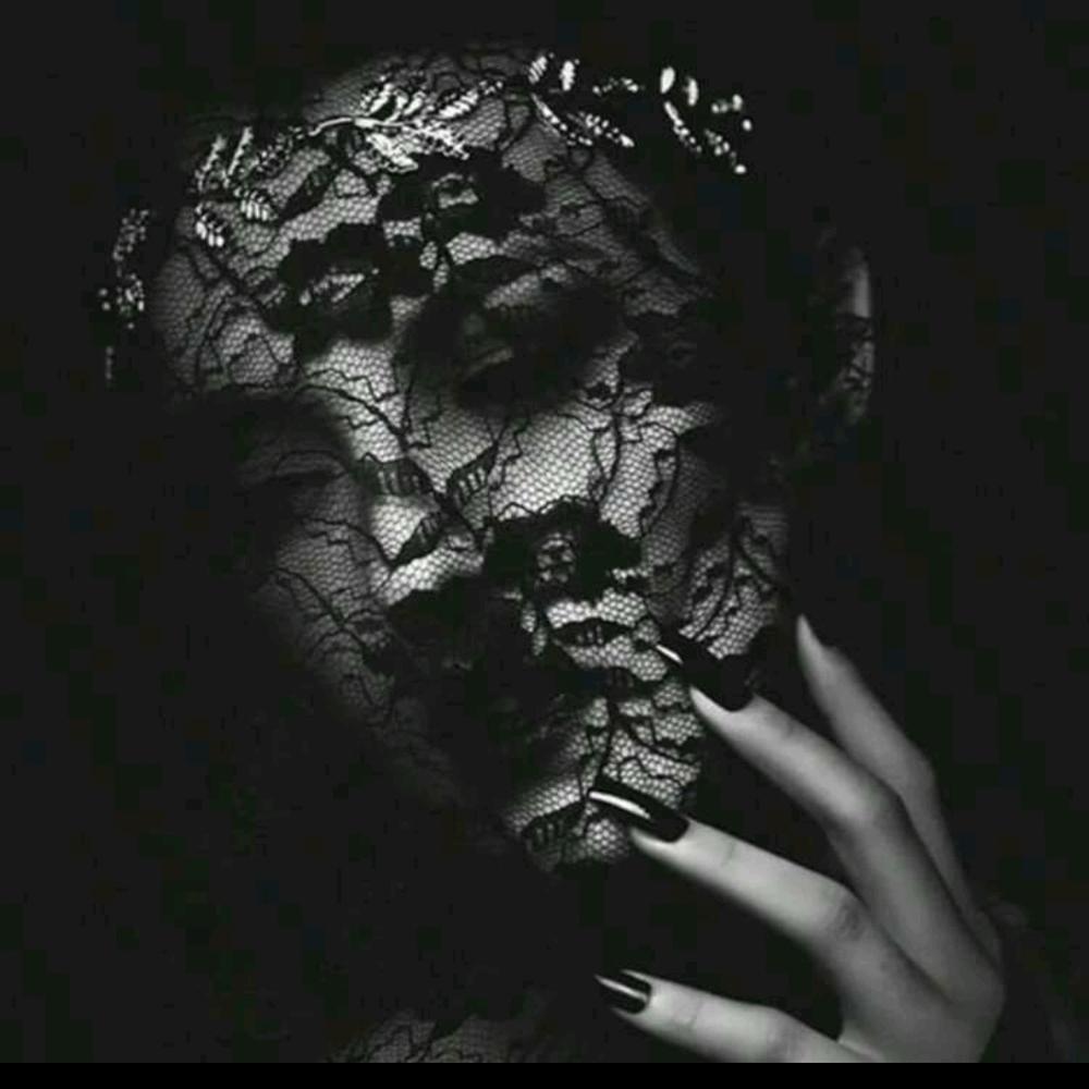 Black Lace Mask